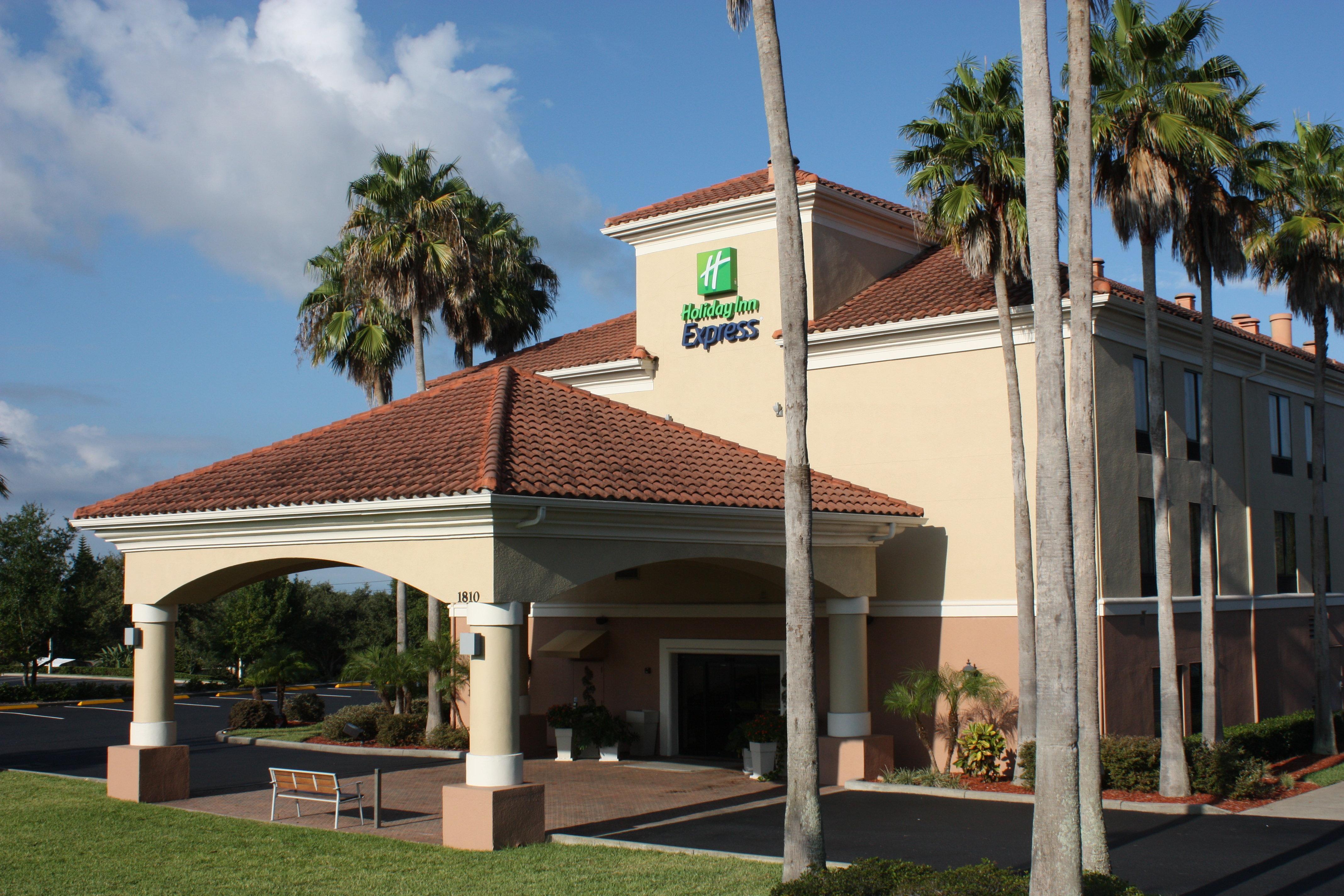 Holiday Inn Express - Clermont By Ihg Exterior foto